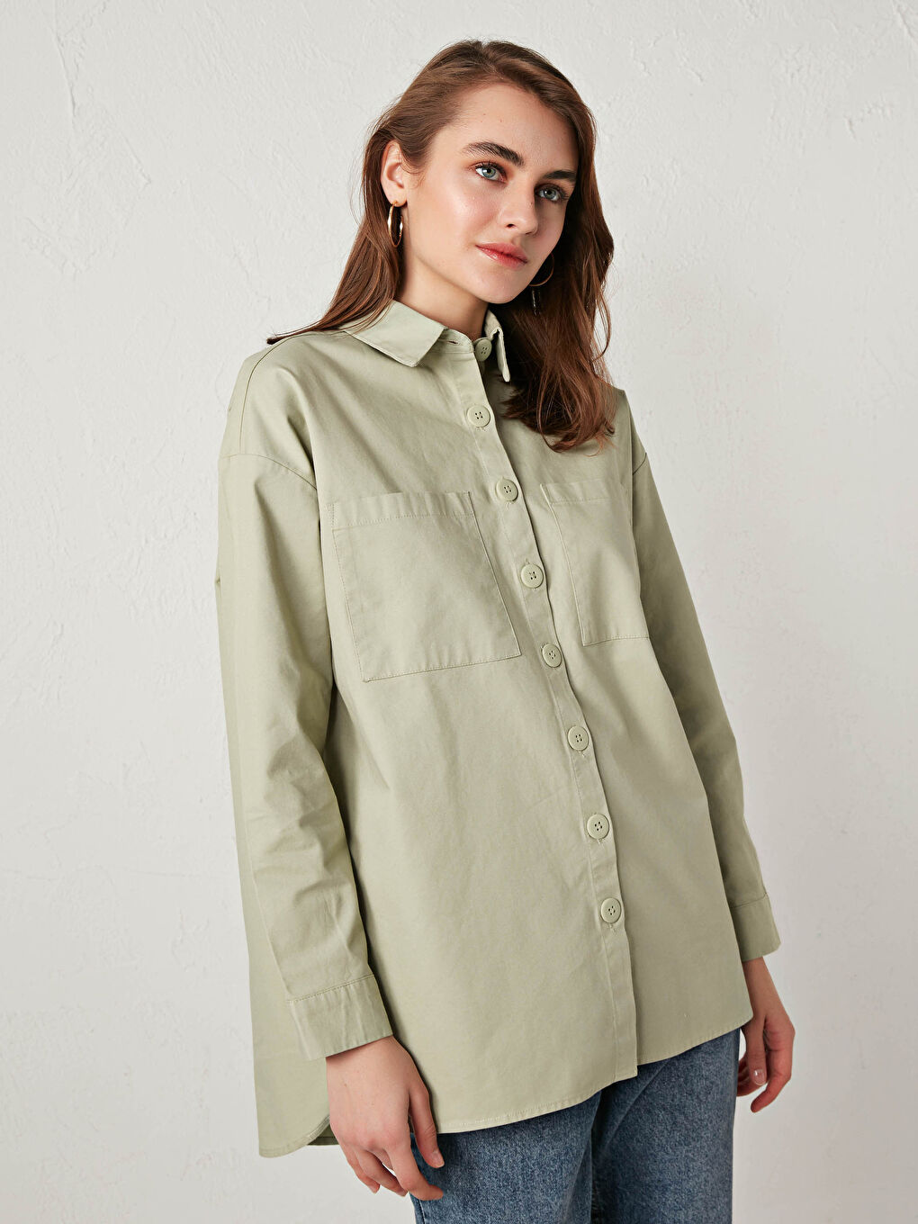 Риза с джобове и дълъг ръкав за жени-1