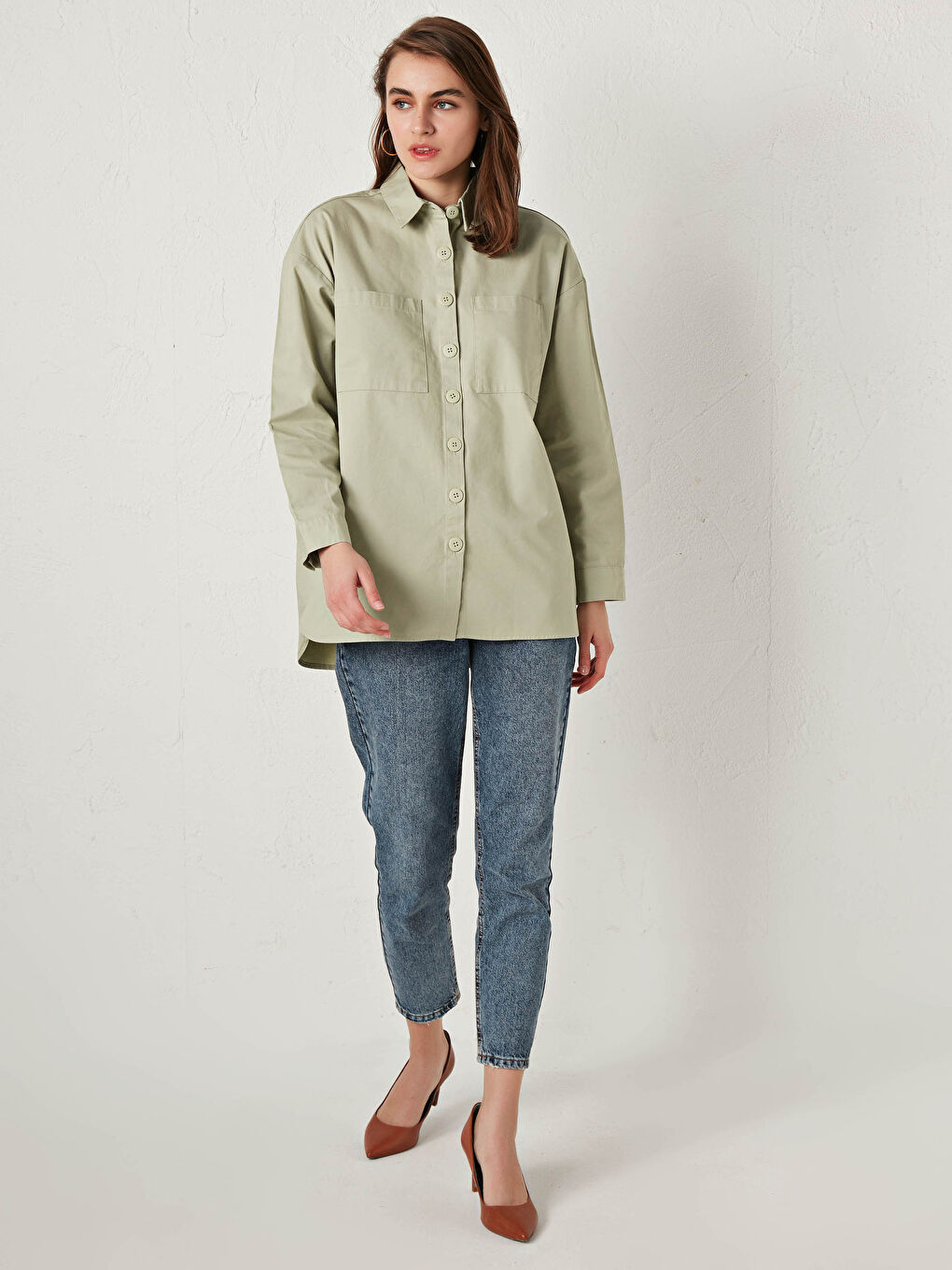 Риза с джобове и дълъг ръкав за жени-2