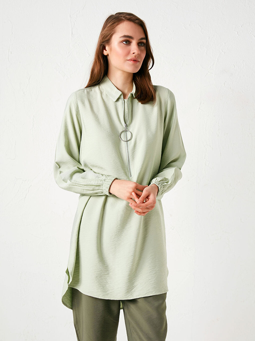 Women's Tunic With Shirt Collar Zipper Detailed Long Sleeve