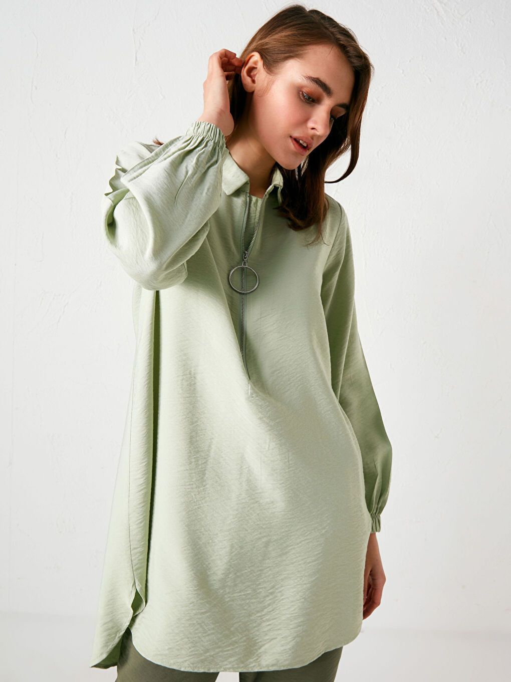 Women's Tunic With Shirt Collar Zipper Detailed Long Sleeve-1