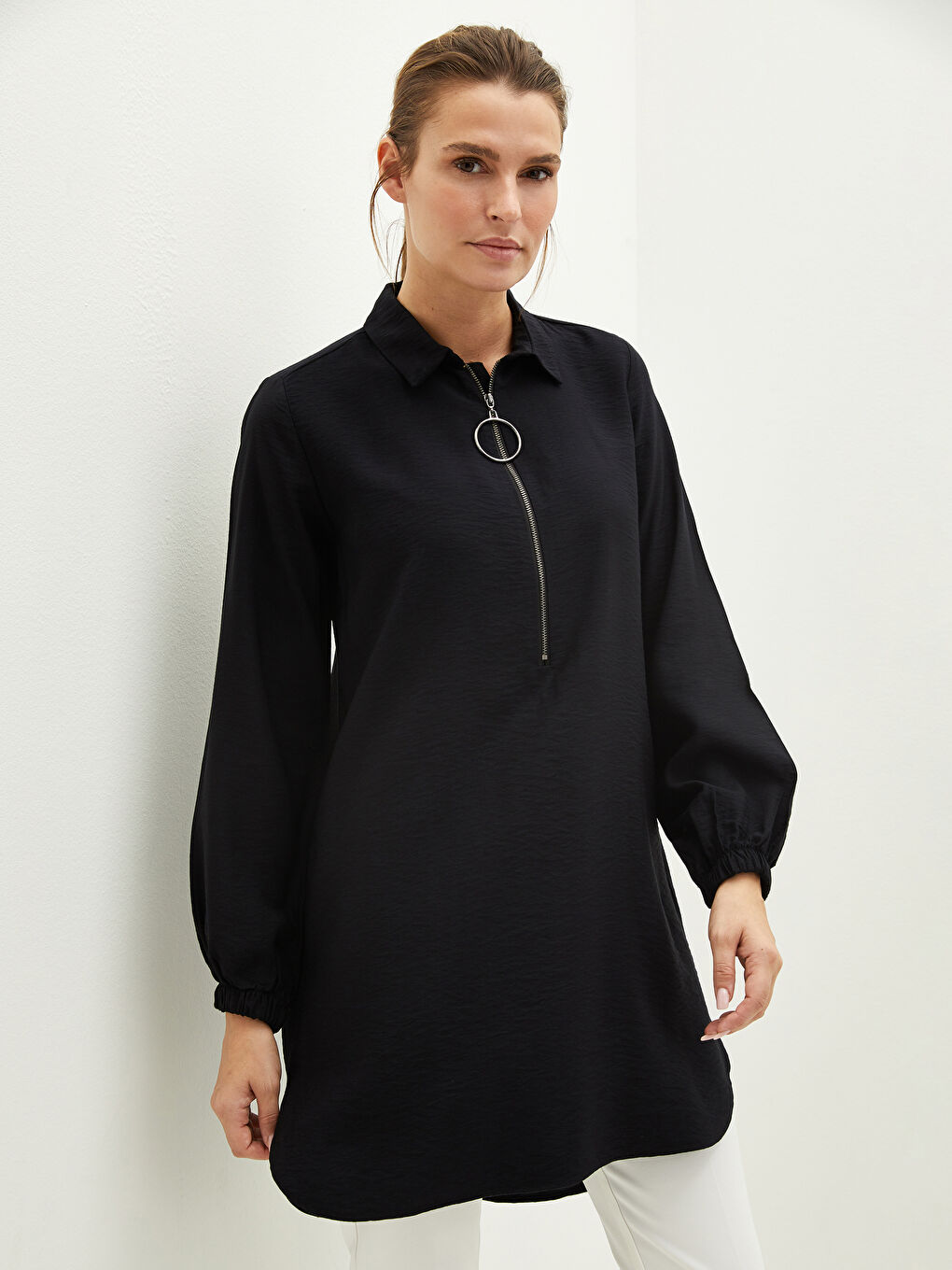 Women's Tunic With Shirt Collar Zipper Detailed Long Sleeve