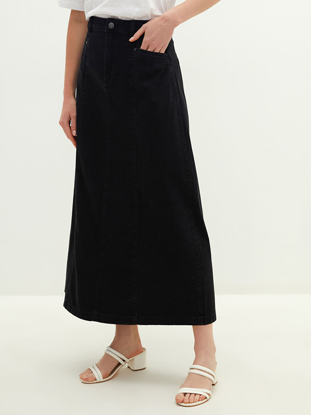 Women's Pocket Detailed Straight Jean Skirt-1