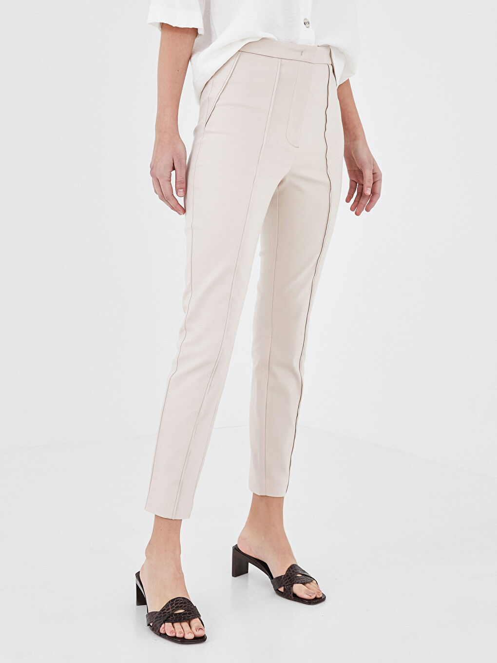 Γυναικείο Παντελόνι Λεπτό Με Ελαστική Μέση-3