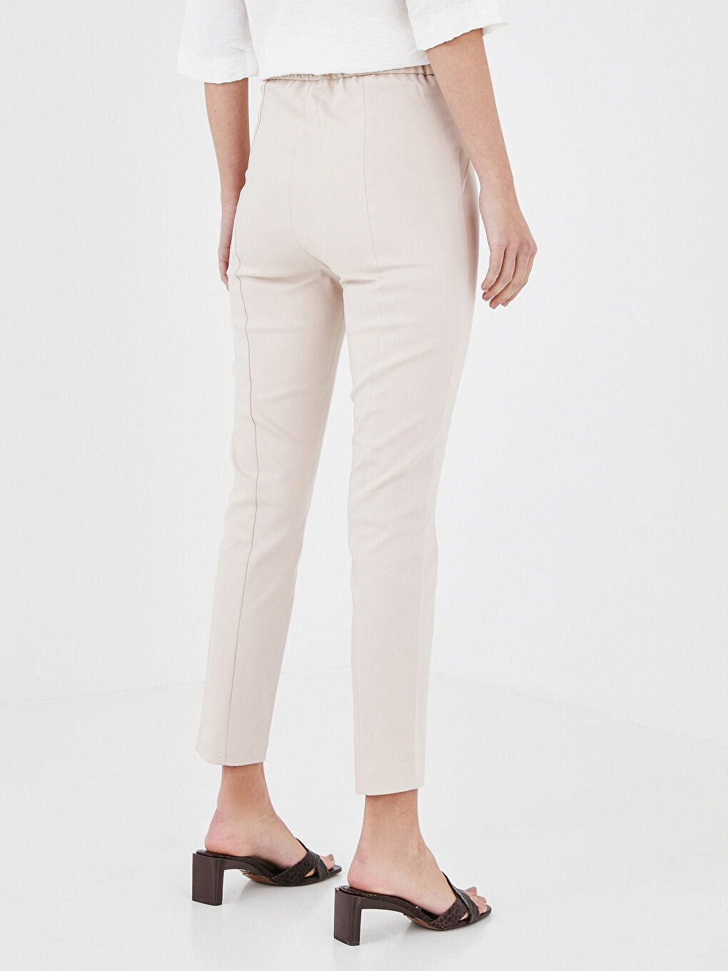 Γυναικείο Παντελόνι Λεπτό Με Ελαστική Μέση-4