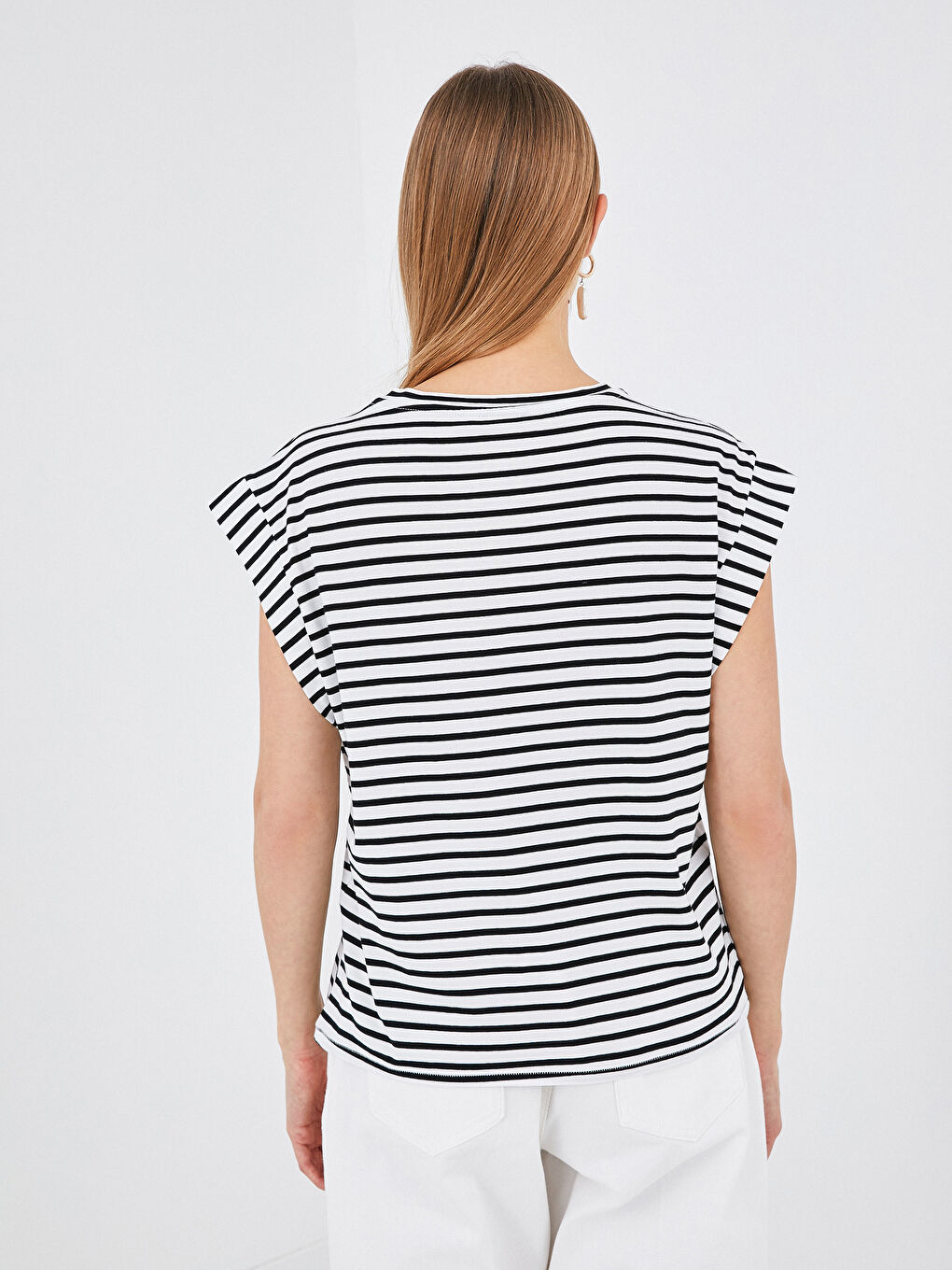 Siyah Bisiklet Yaka Slogan Baskılı Pamuklu Kadın Tişört-5