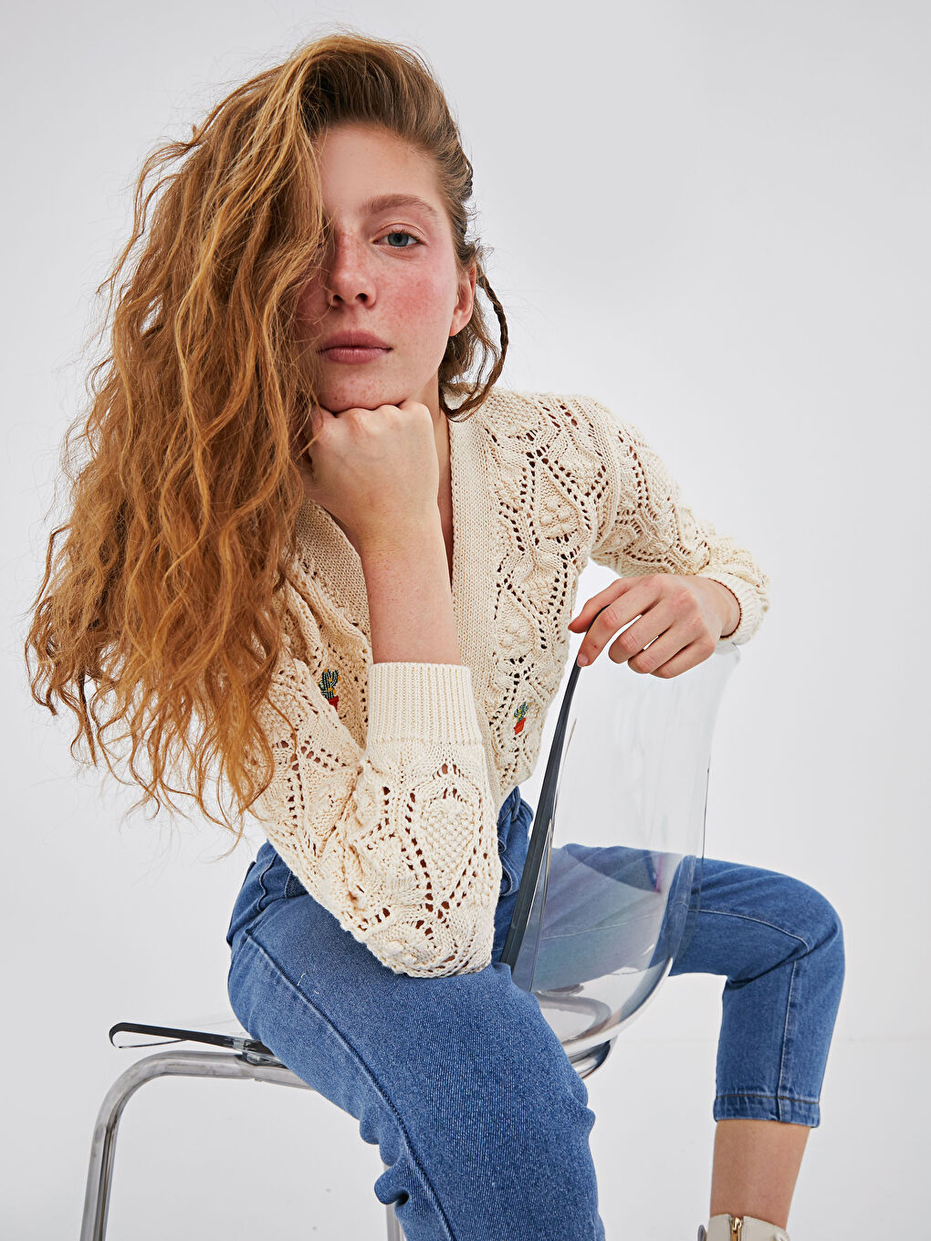 Ekru V Yaka Desenli Kadın Triko Hırka-2