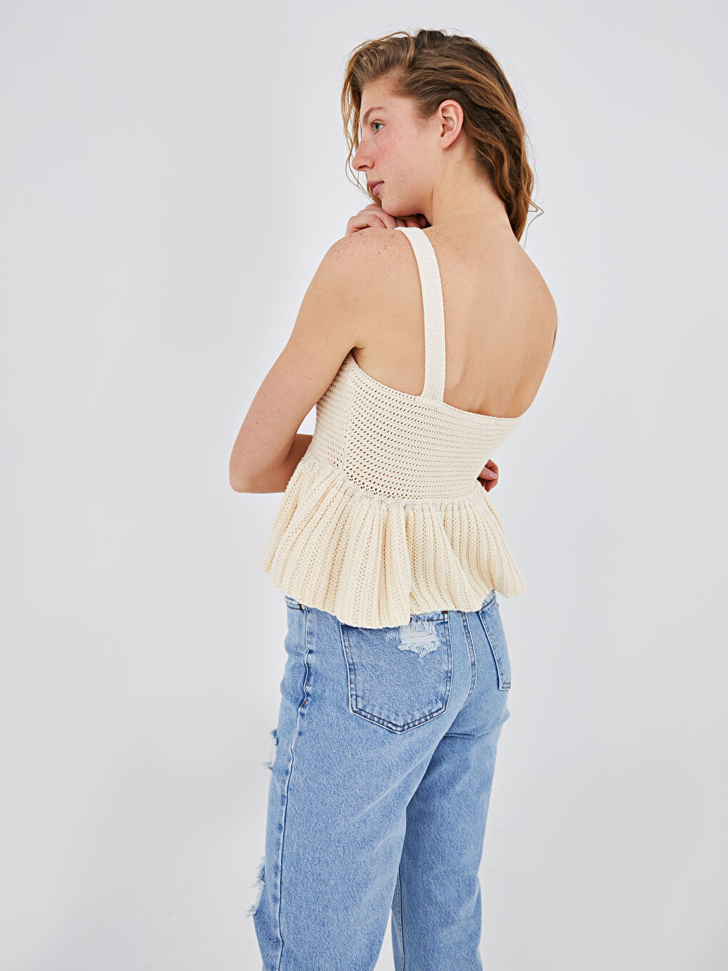 Ekru Kadın U Yaka Düz Askılı Kolsuz Triko Kazak-6