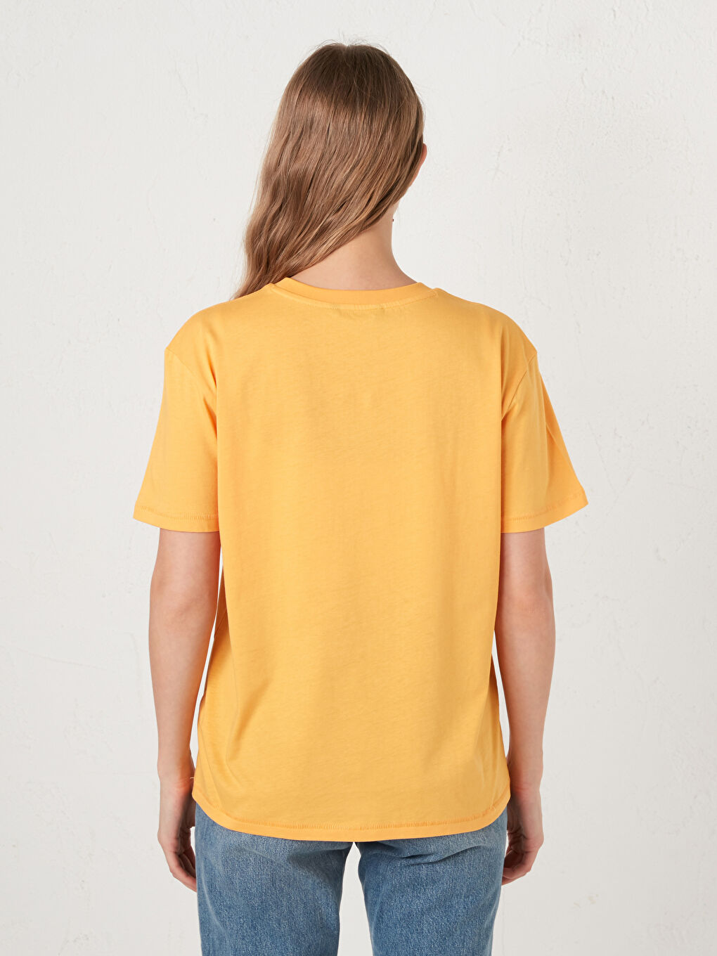 Turuncu Bisiklet Yaka Düz Kısa Kollu Pamuklu Kadın Tişört-4