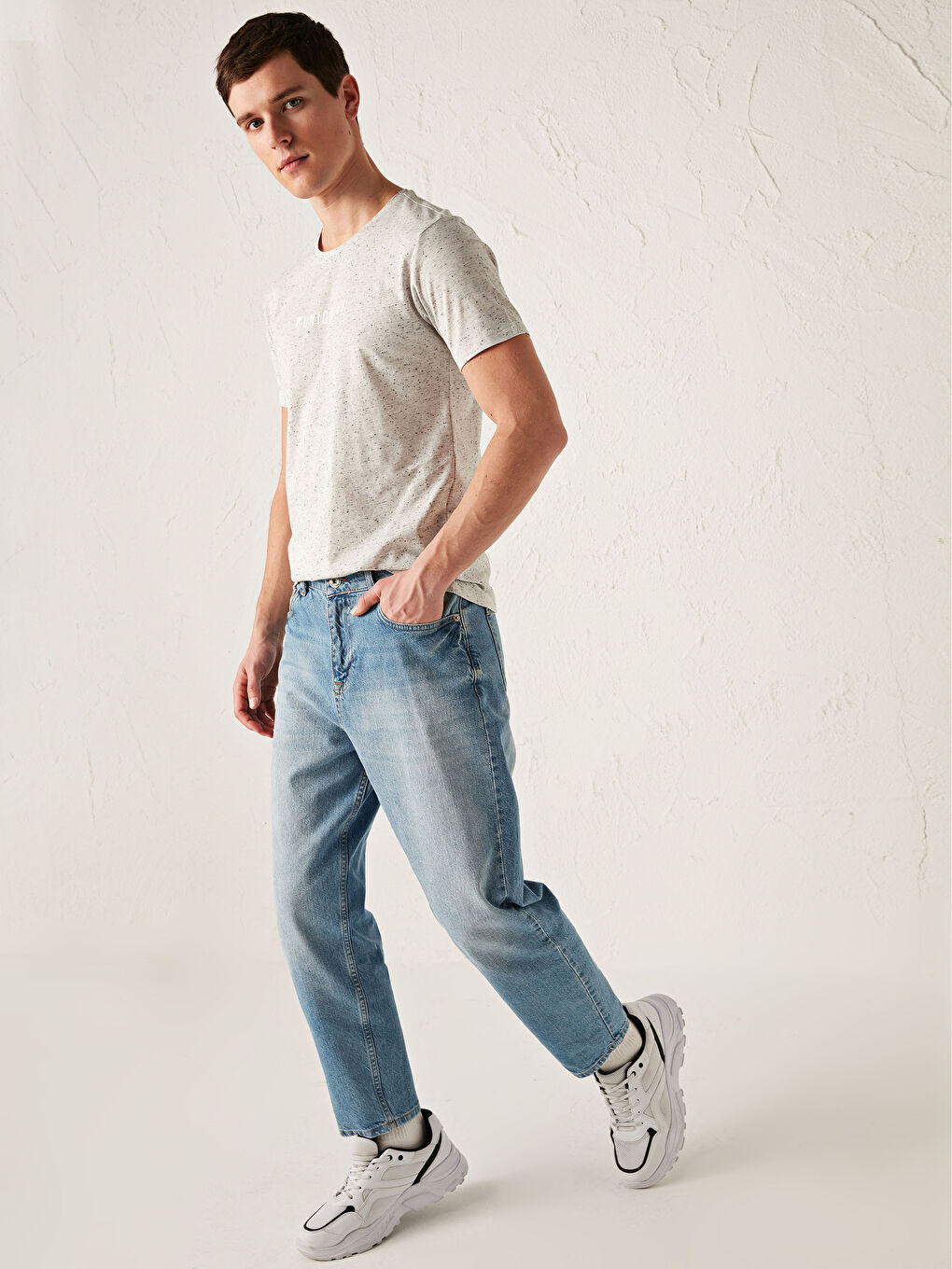 Antrasit Bisiklet Yaka Baskılı Penye Tişört-2