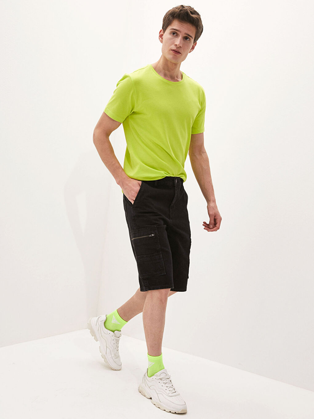 Standard Fit Men's Denim Shorts