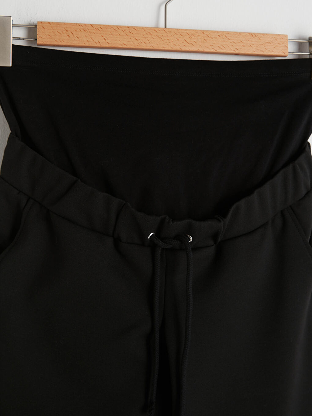 LCW Elastic Waist Belly Paneled Pregnant Jogger Trousers -S1EV66Z8-CVL