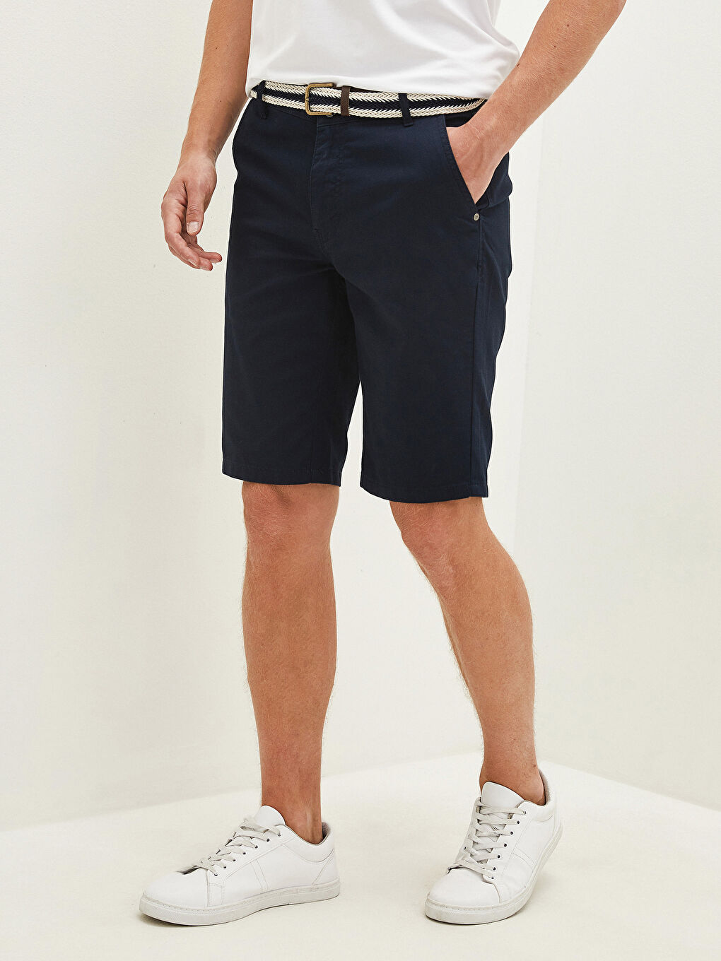 Шорты Мужские Приталенного Кроя С Ремнем-2