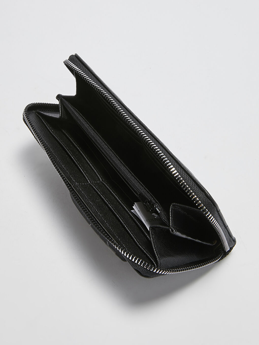 Siyah Deri Görünümlü Fermuarlı Kadın Cüzdan-1