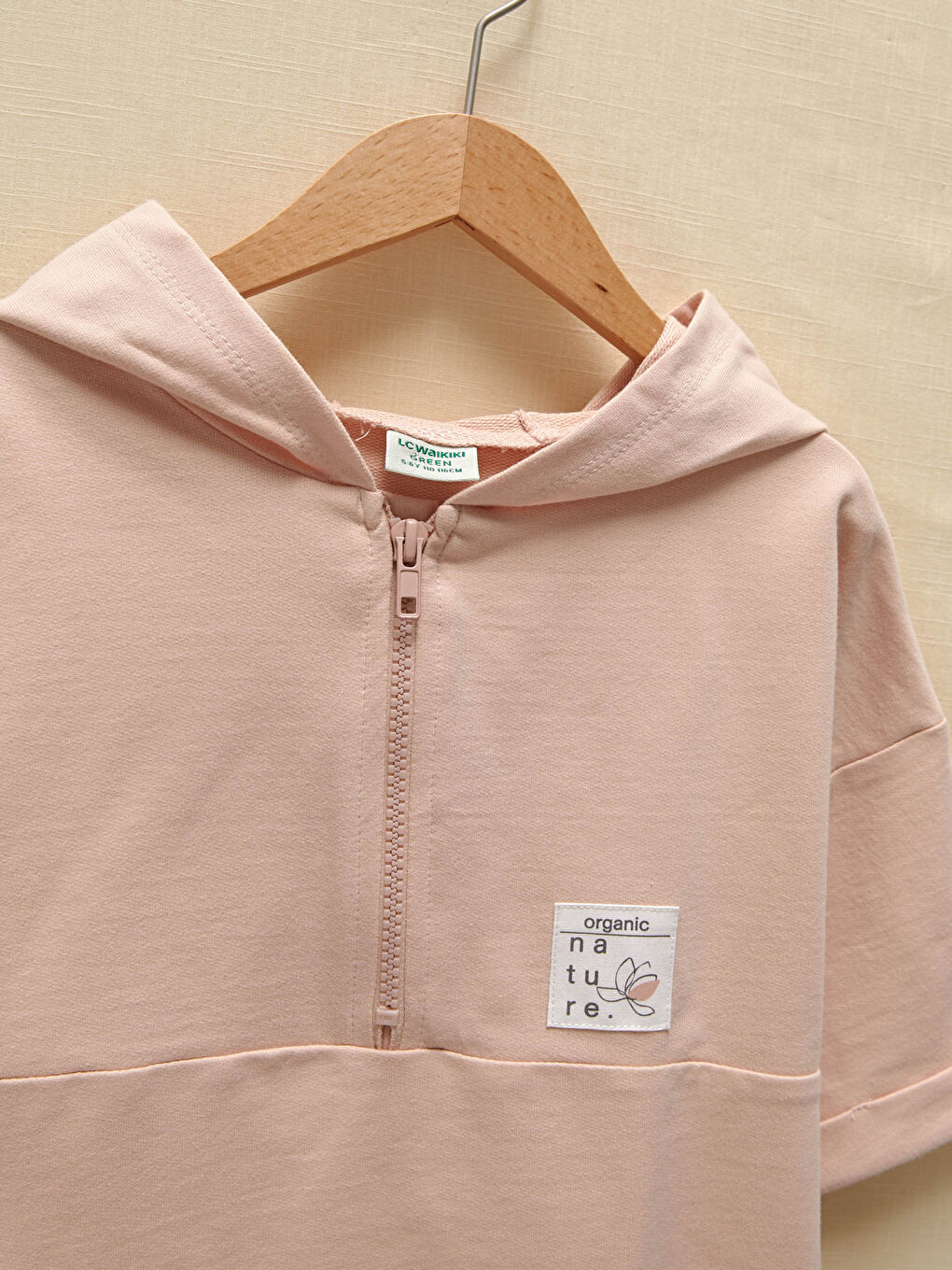 LCW Kids Kleid für Mädchen mit Kapuze und kurzen Ärmeln -S1FB15Z4-G8Q