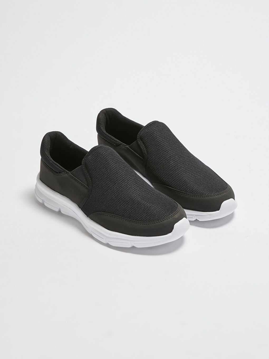 Siyah File Detaylı Erkek Aktif Spor Ayakkabı