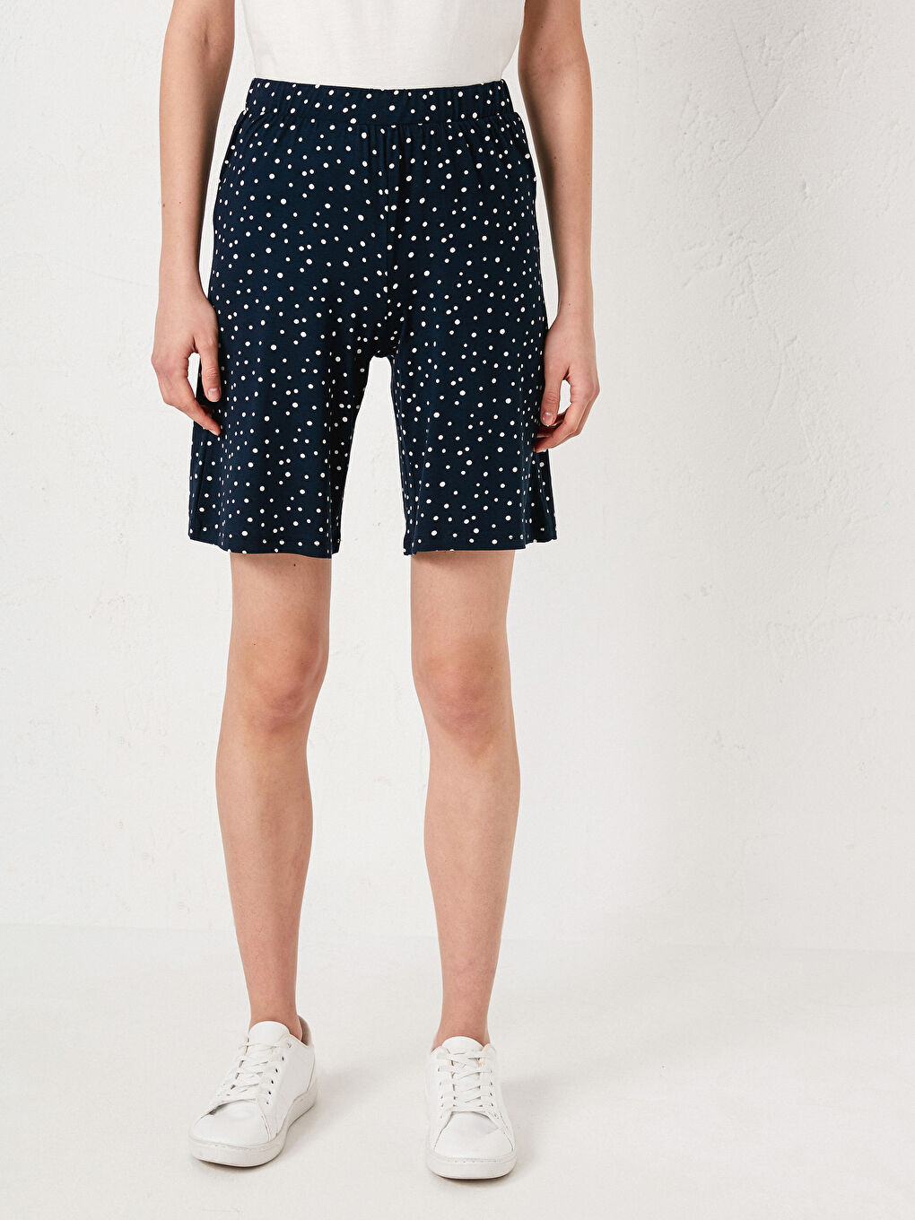 Lacivert Beli Lastikli Baskılı Kadın Şort-3