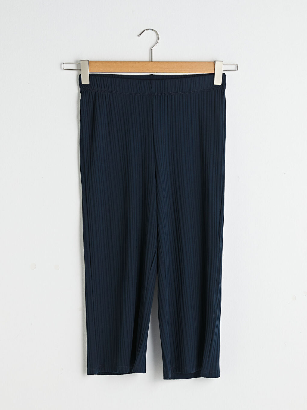 LC Waikiki Elastic Waist Striped Camisole Fabric Women Capri -S1FB40Z8-JEU