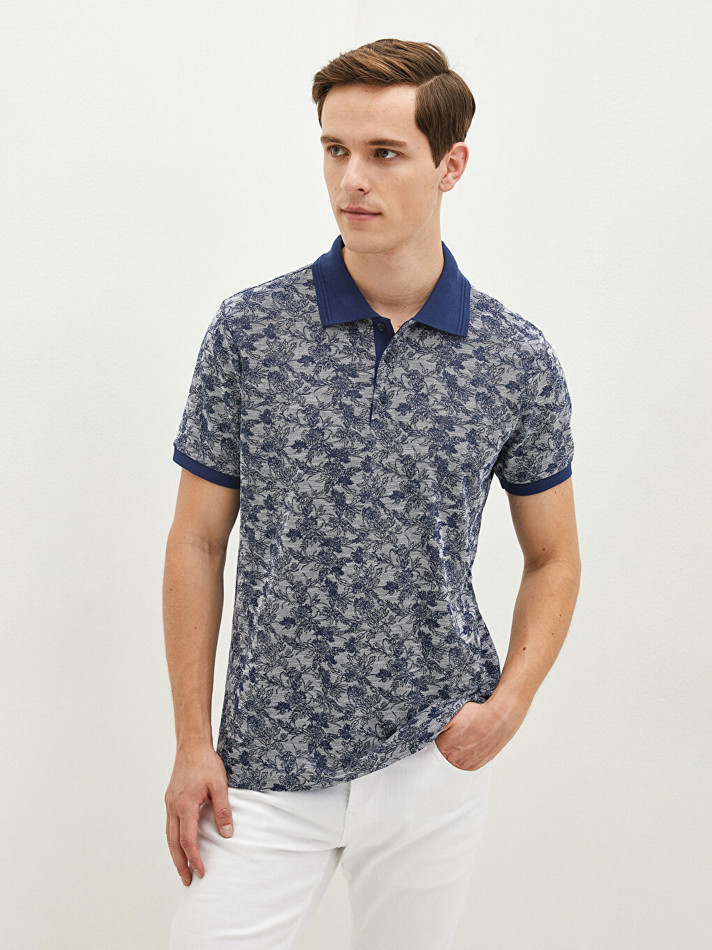 Lacivert Polo Yaka Kısa Kollu Desenli Erkek Tişört-2