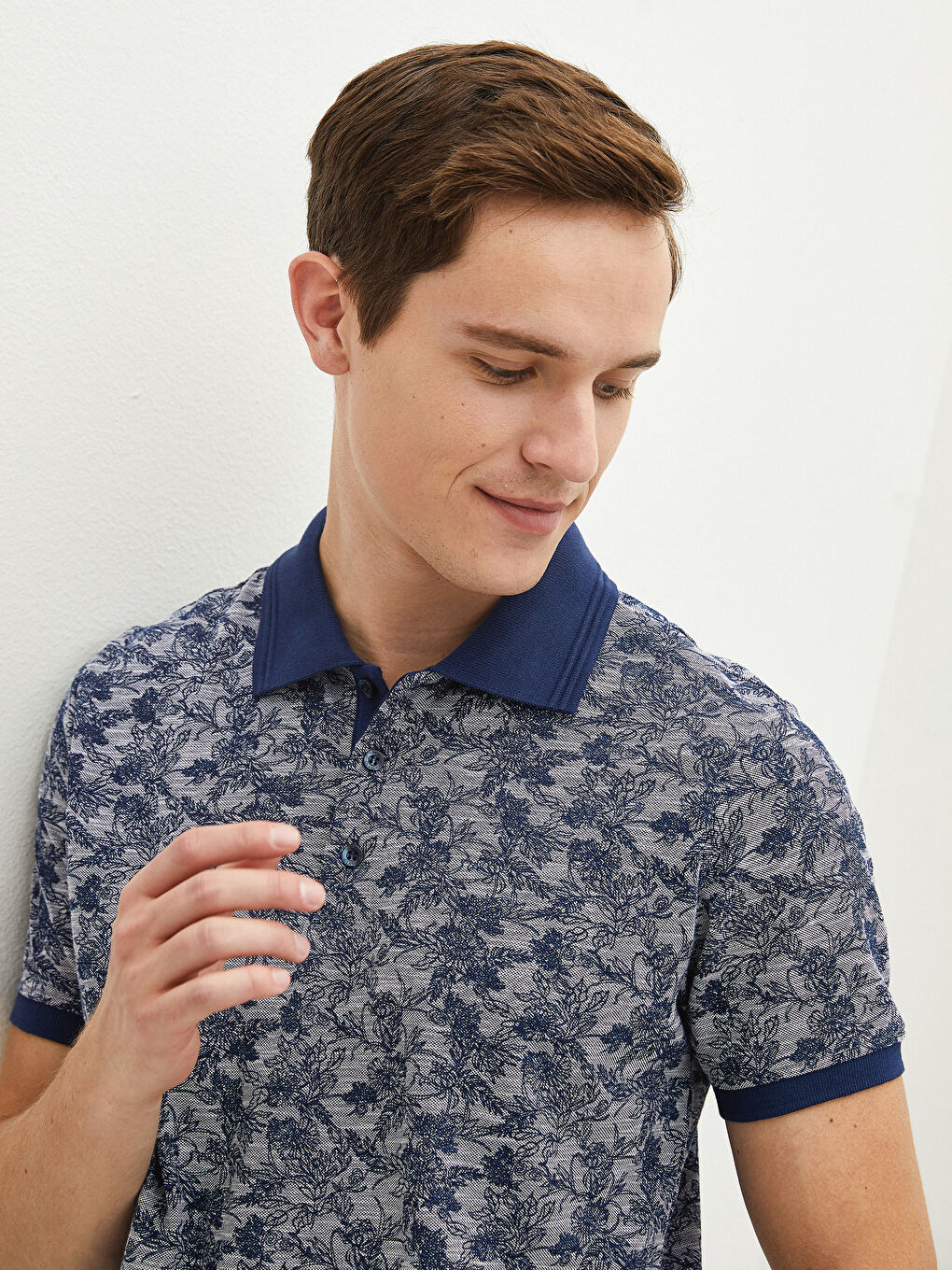 Lacivert Polo Yaka Kısa Kollu Desenli Erkek Tişört-3