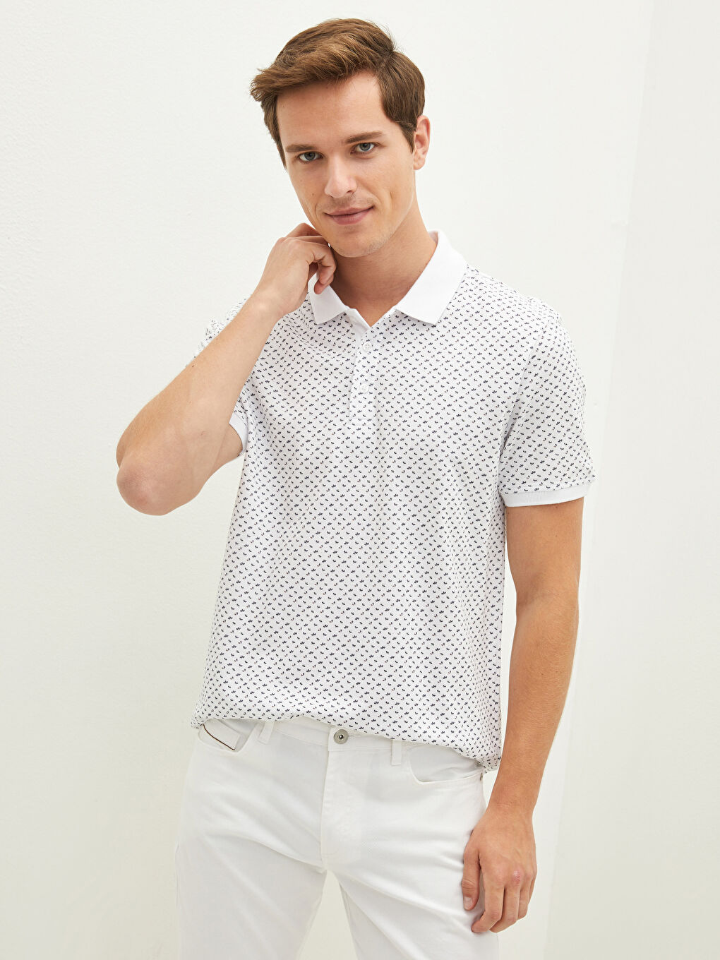 Beyaz Polo Yaka Kısa Kollu Erkek Tişört-2