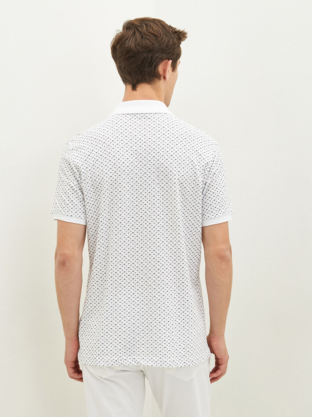 Beyaz Polo Yaka Kısa Kollu Erkek Tişört-5