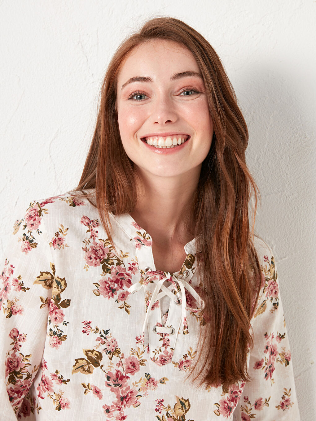 Ekru Bağlamalı Yaka Çiçek Baskılı Yarım Kollu Pamuklu Kadın Tunik-2