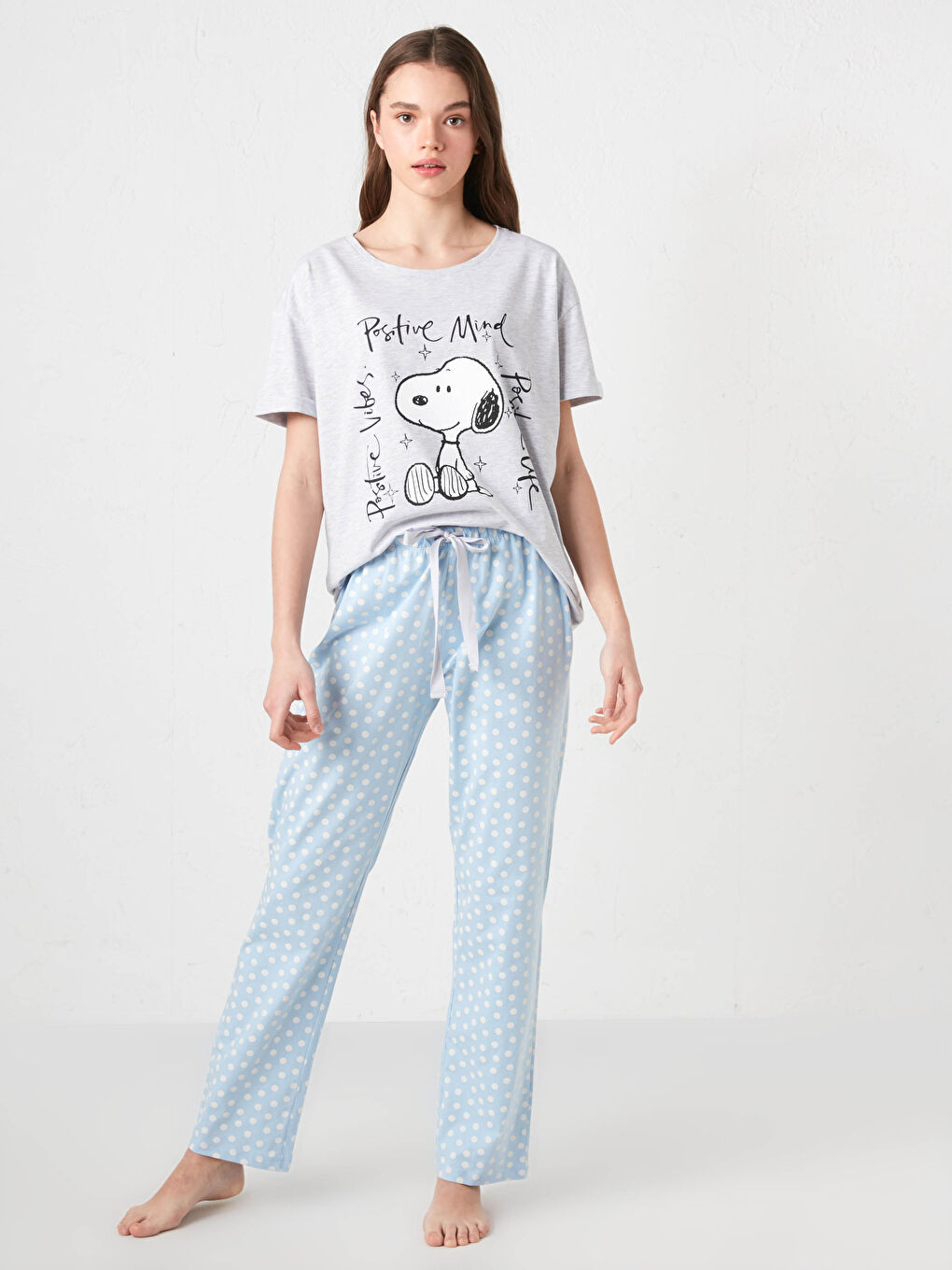 Crew Neck Snoopy Printed Short Sleeve Women's Pyjamas Set