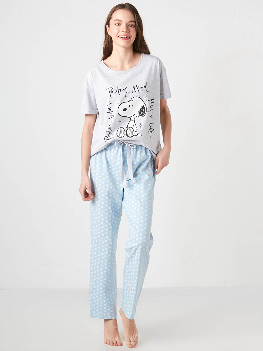 Crew Neck Snoopy Printed Short Sleeve Women's Pyjamas Set-1