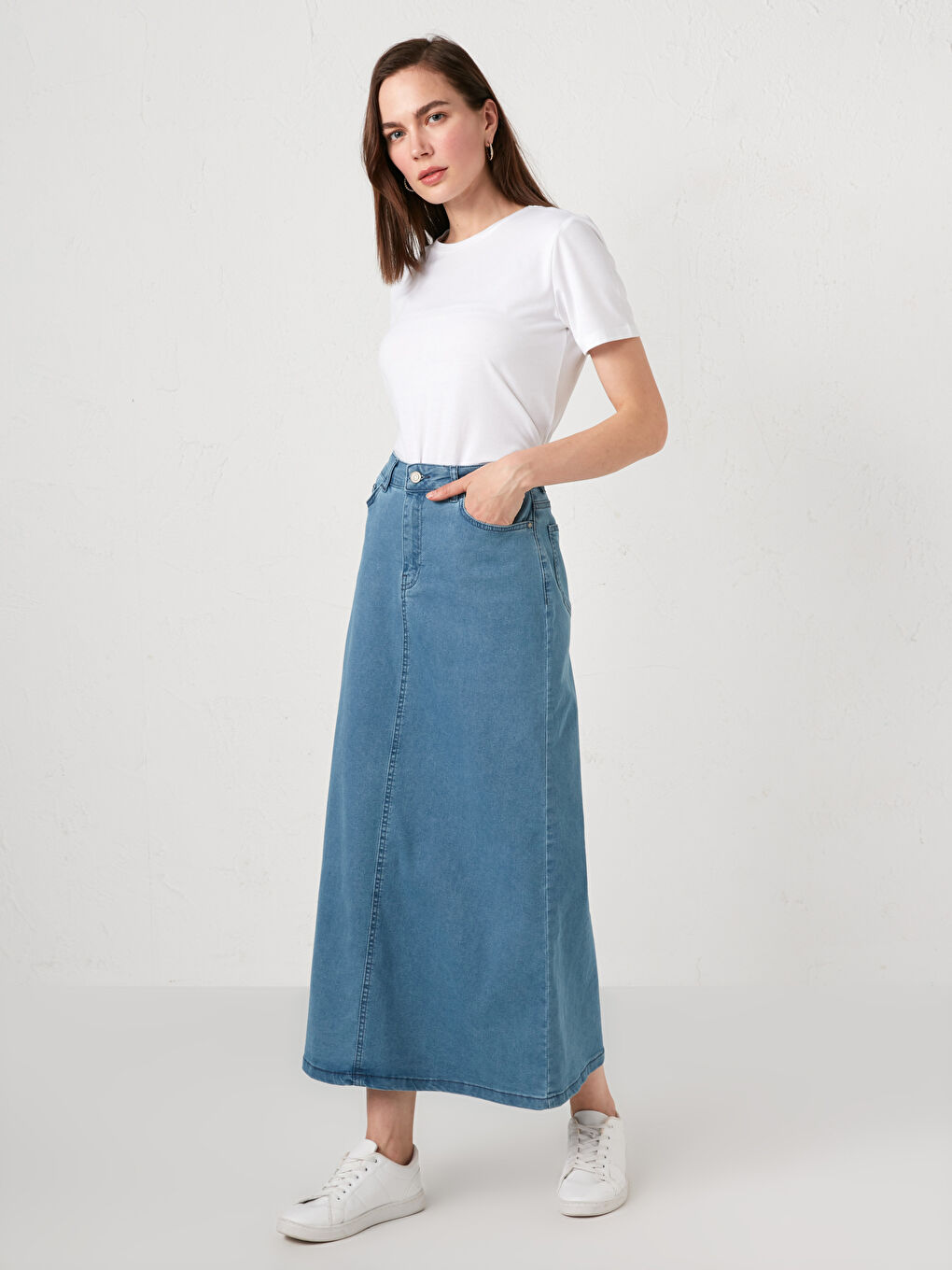 İndigo Cep Detaylı Uzun Kadın Jean Etek