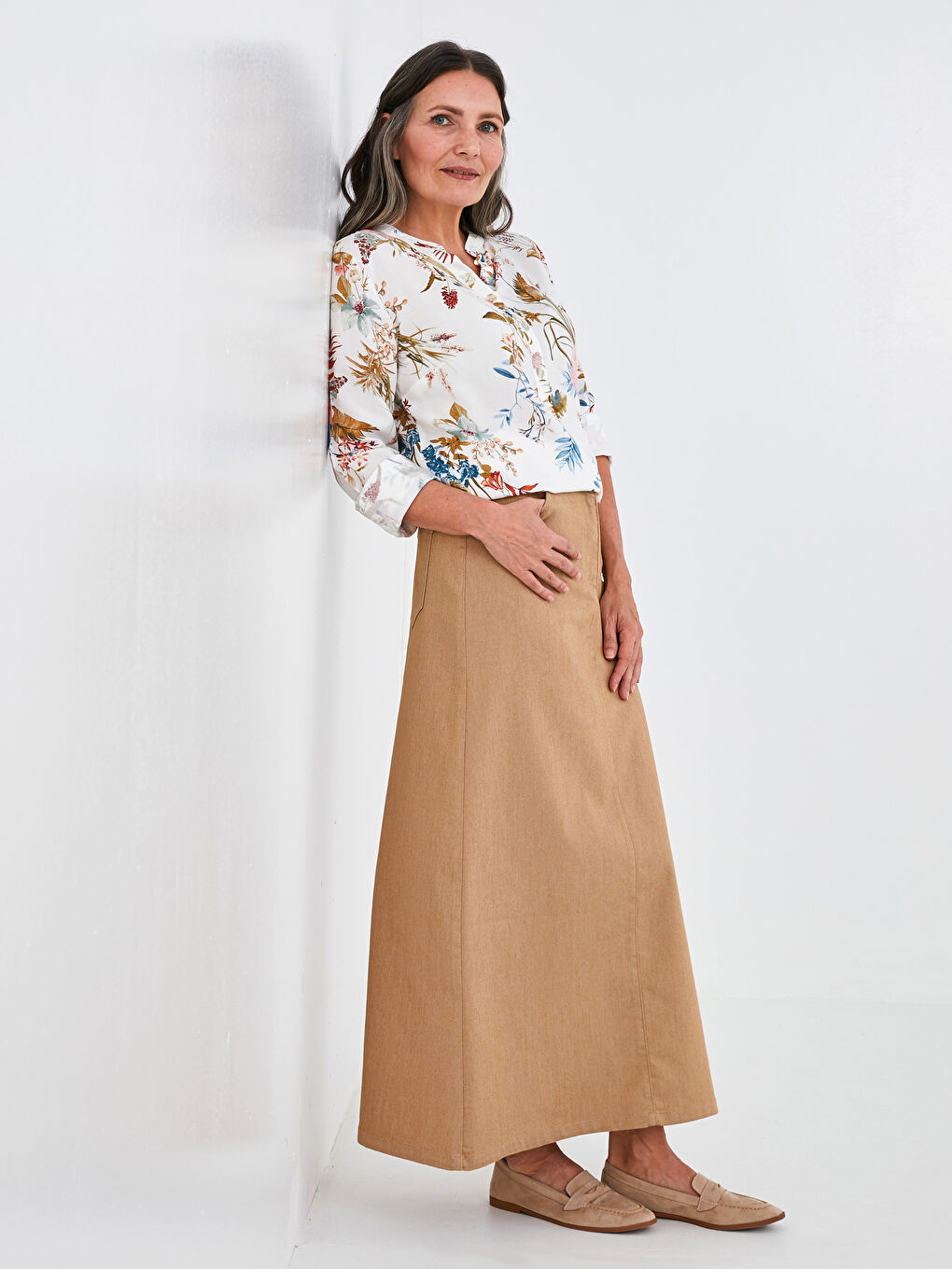 جيبة قماش جبردين بتفاصيل جيوب للسيدات-1