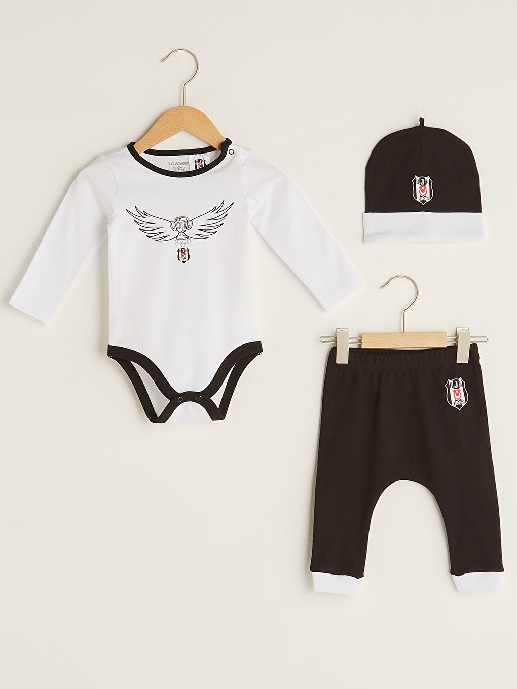 Beyaz Bisiklet Yaka Uzun Kollu Beşiktaş Baskılı Unisex Bebek Taraftar 3'lü Takım