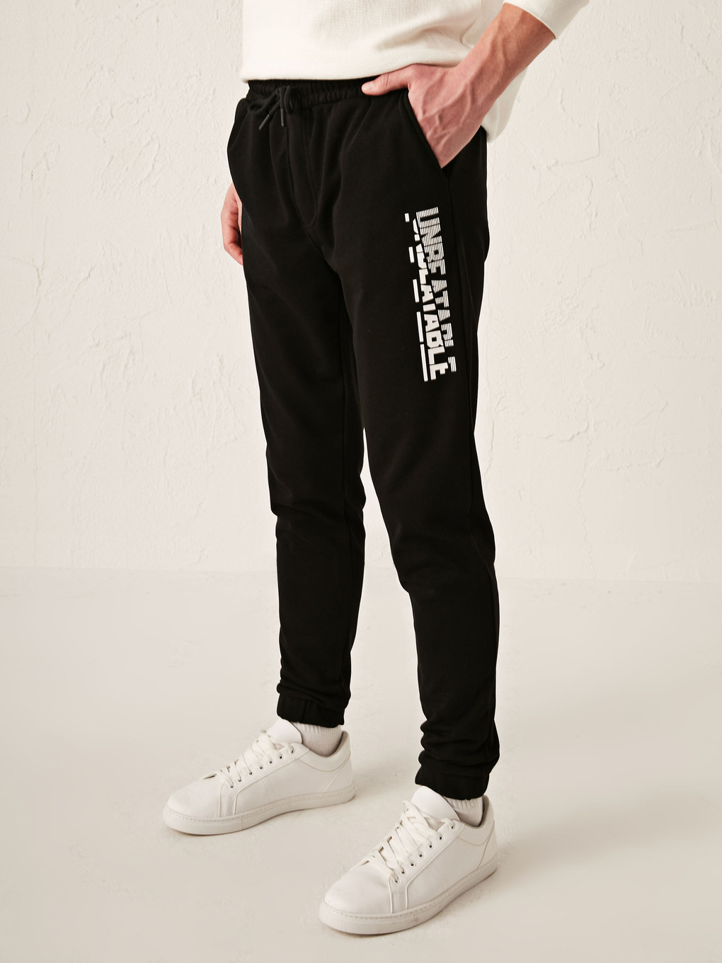Siyah Slim Fit Eşofman Altı-3
