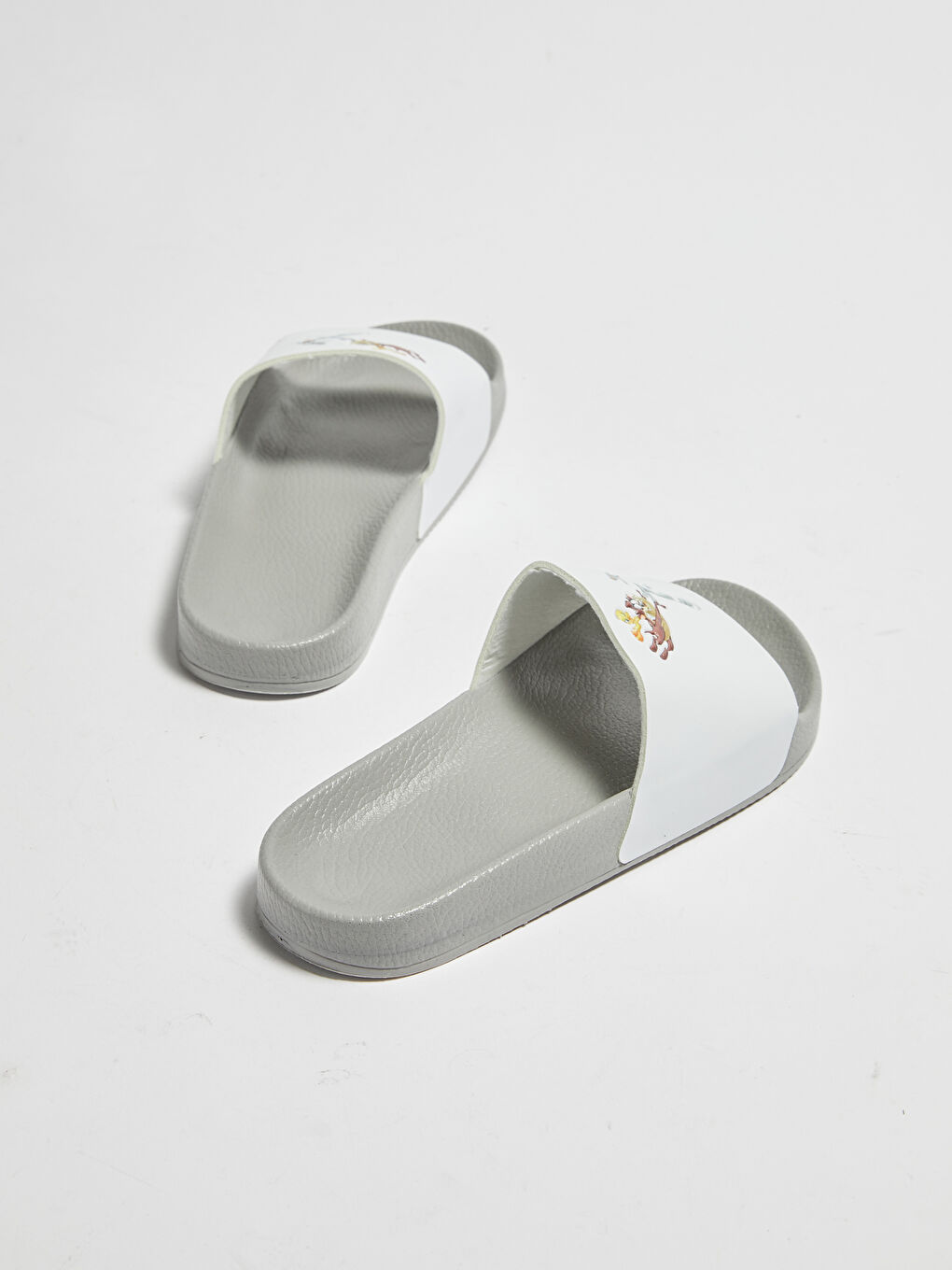 Gri Deri Görünümlü Looney Tunes Lisanslı Kadın Terlik-3