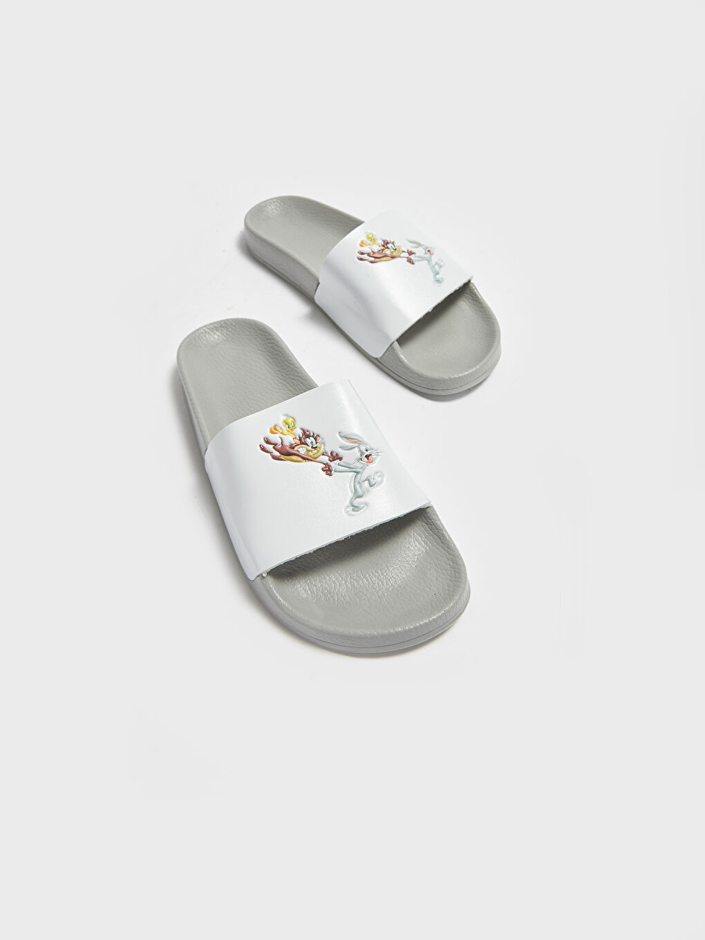 Gri Deri Görünümlü Looney Tunes Lisanslı Kadın Terlik-4