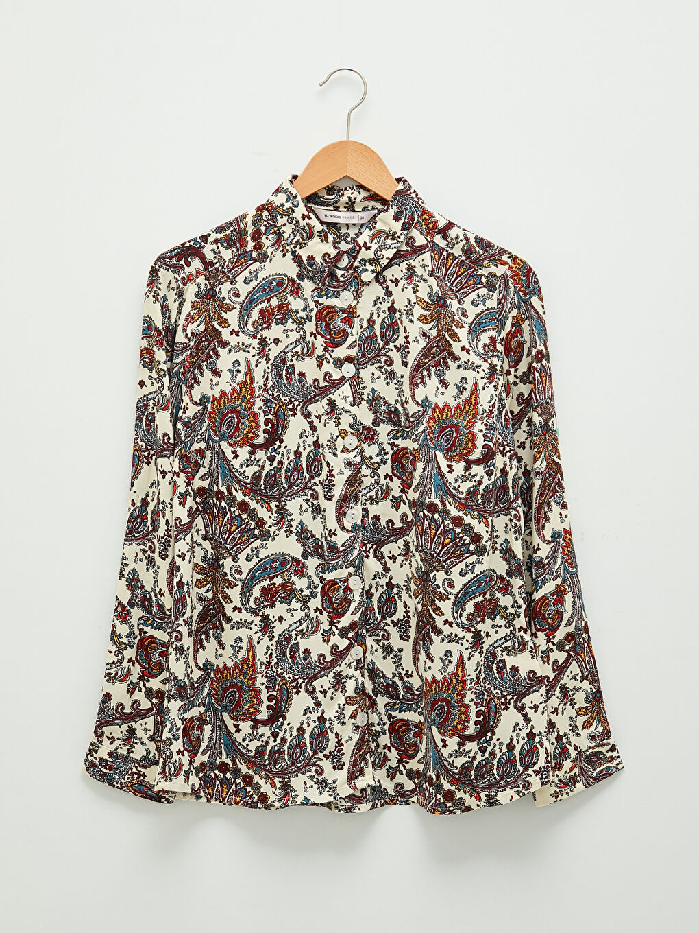 Chemise pour Femmes en Viscose à Manches Longues avec Fermeture à Boutons Imprimée-4