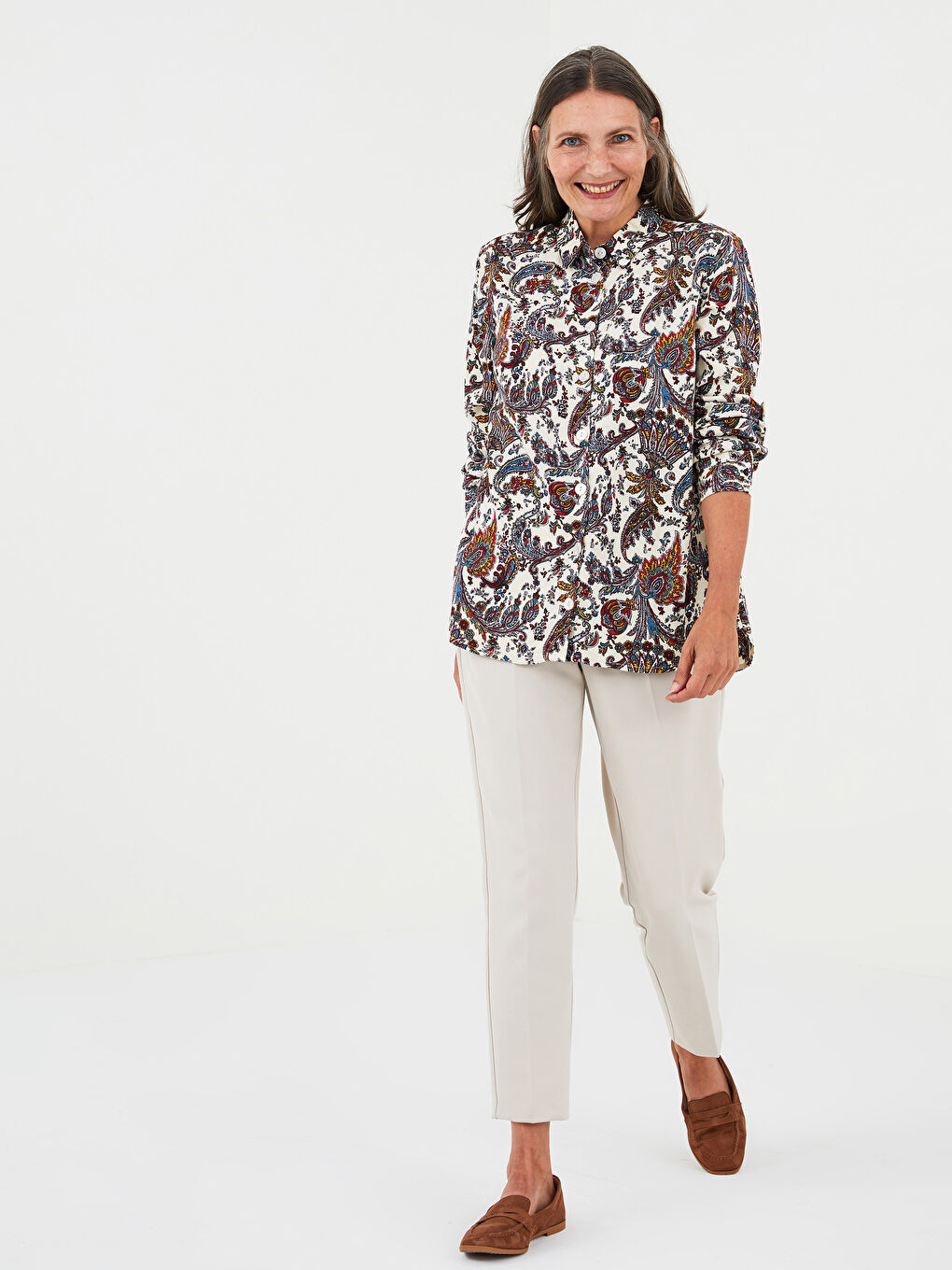 Chemise pour Femmes en Viscose à Manches Longues avec Fermeture à Boutons Imprimée-2