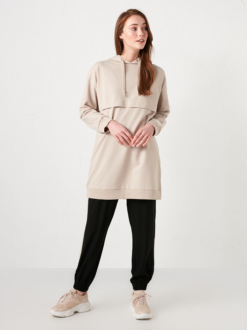 Bej Kapüşon Yaka Düz Uzun Kollu Kadın Sweatshirt Tunik-3