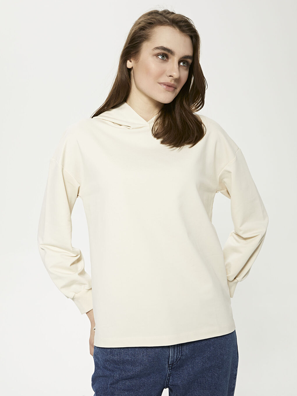 Ekru Kapüşon Yaka Düz Uzun Kollu Kadın Sweatshirt Tunik