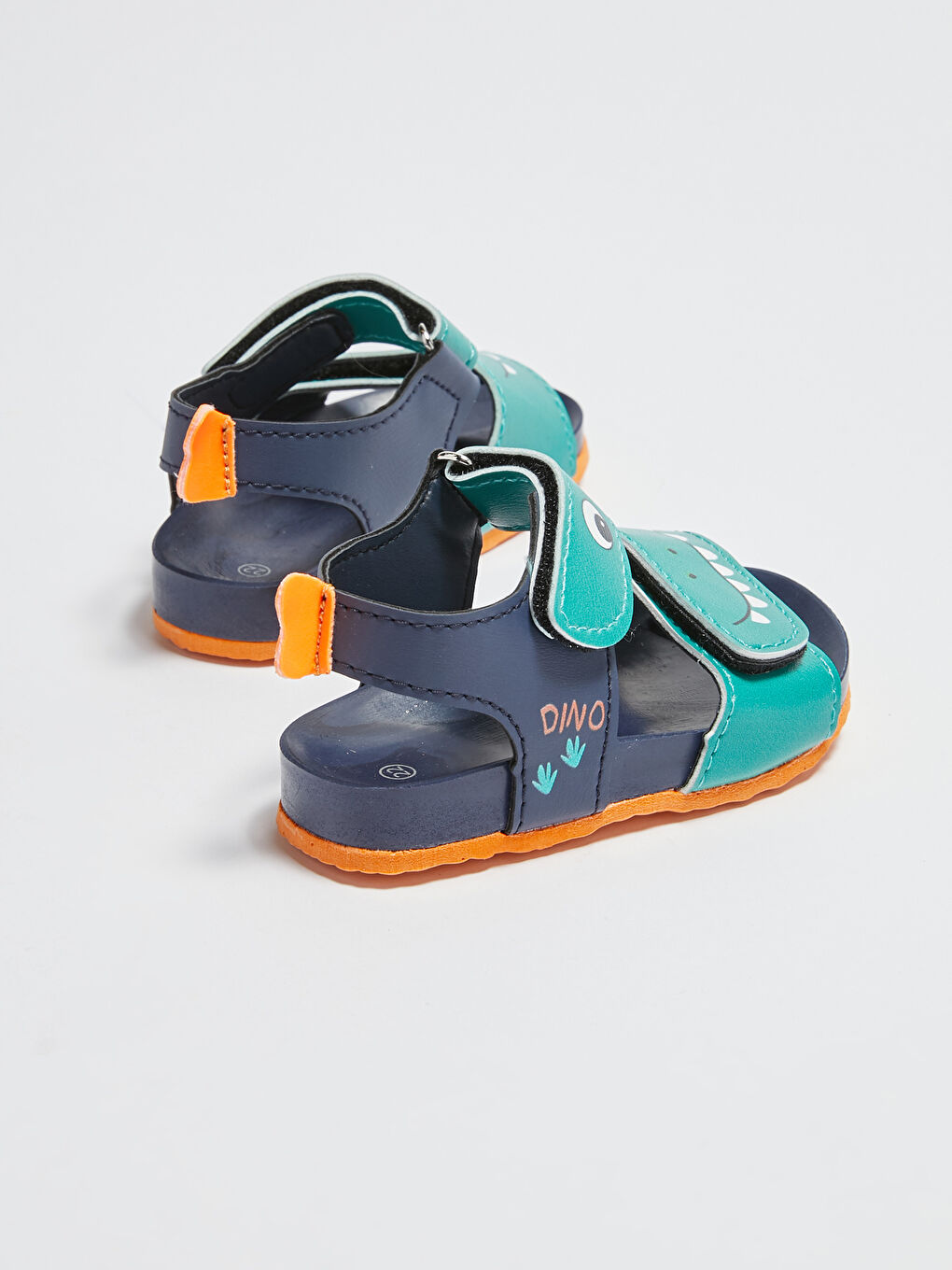 صنادل فيلكرو مطبوعة للأولاد الصغار-4