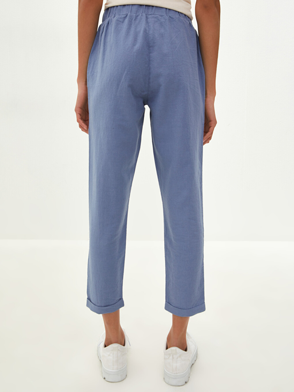 Elastic Waist Wide Fit Pocket Detailed Women's Trousers-3