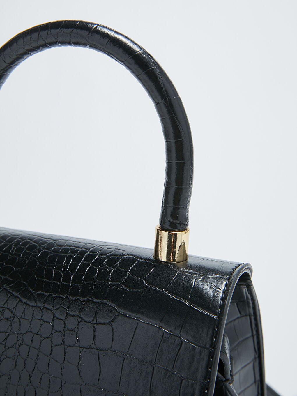 Siyah Deri Görünümlü Kadın Çapraz Çanta-3