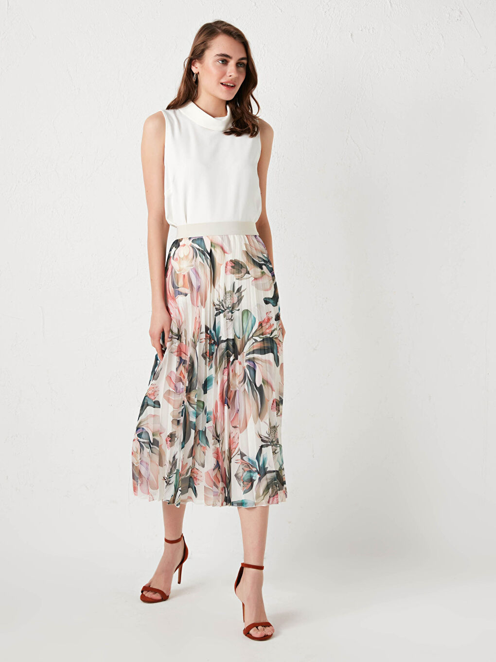Karışık Beli Lastikli Çiçek Baskılı Şifon Kadın Pileli Etek-1