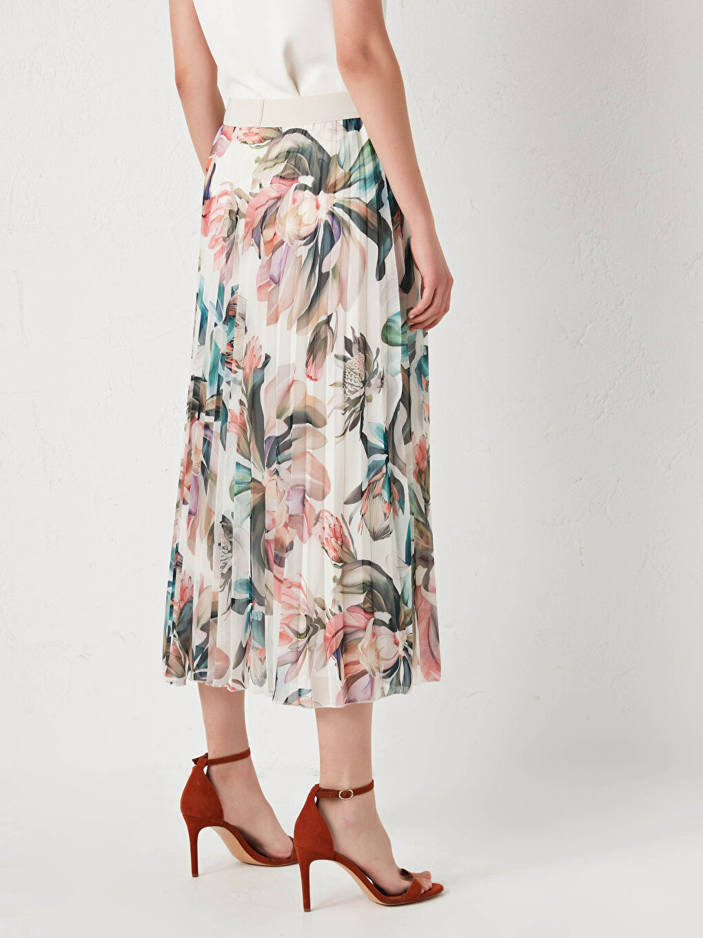 Karışık Beli Lastikli Çiçek Baskılı Şifon Kadın Pileli Etek-4