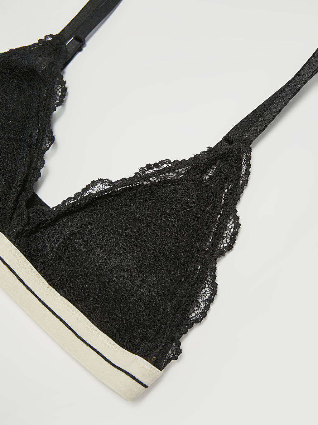 Soutien-gorge à Détails en Dentelle-1