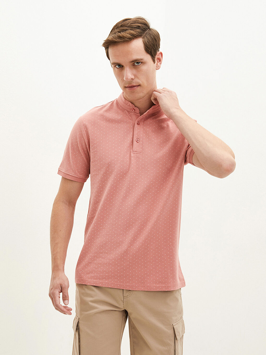 Pembe Hakim Yaka Kısa Kollu Desenli Erkek Tişört-4