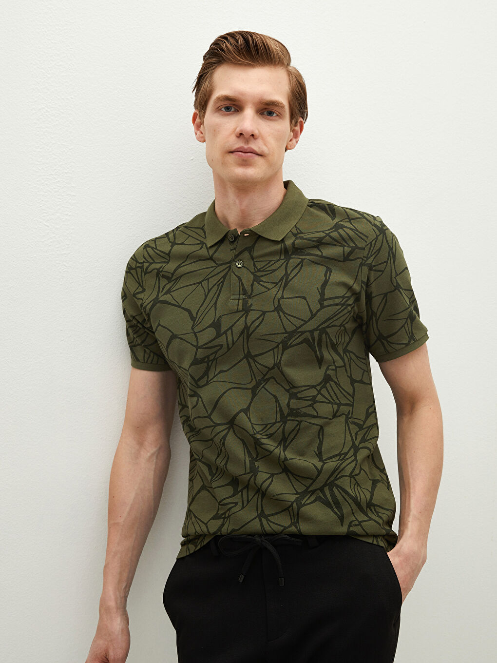 Haki Polo Yaka Kısa Kollu Desenli Pike Erkek Tişört-1