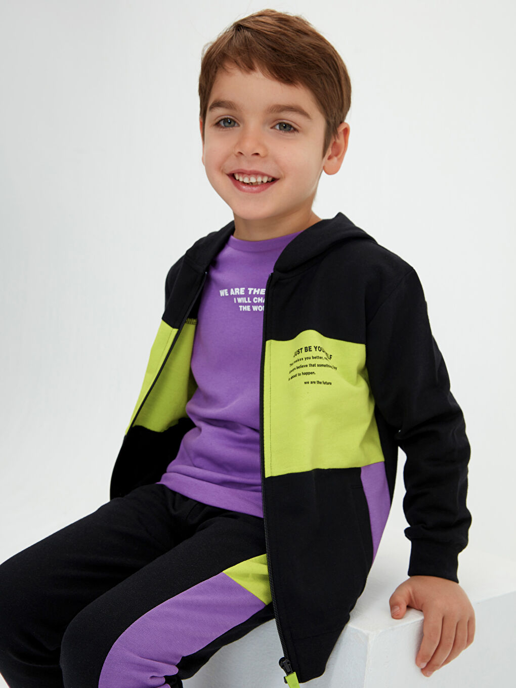 LCW Kids Printed Color-Blocked Long Sleeve Boy Sweatshirt with Hood -S1FP98Z4-CVL