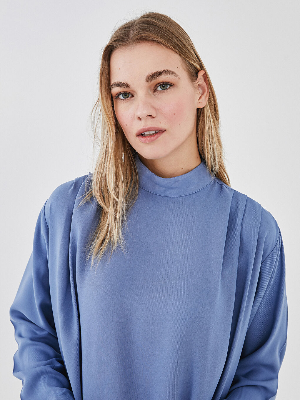 Mavi Hakim Yaka Düz Uzun Kollu Oversize Kadın Tunik-1