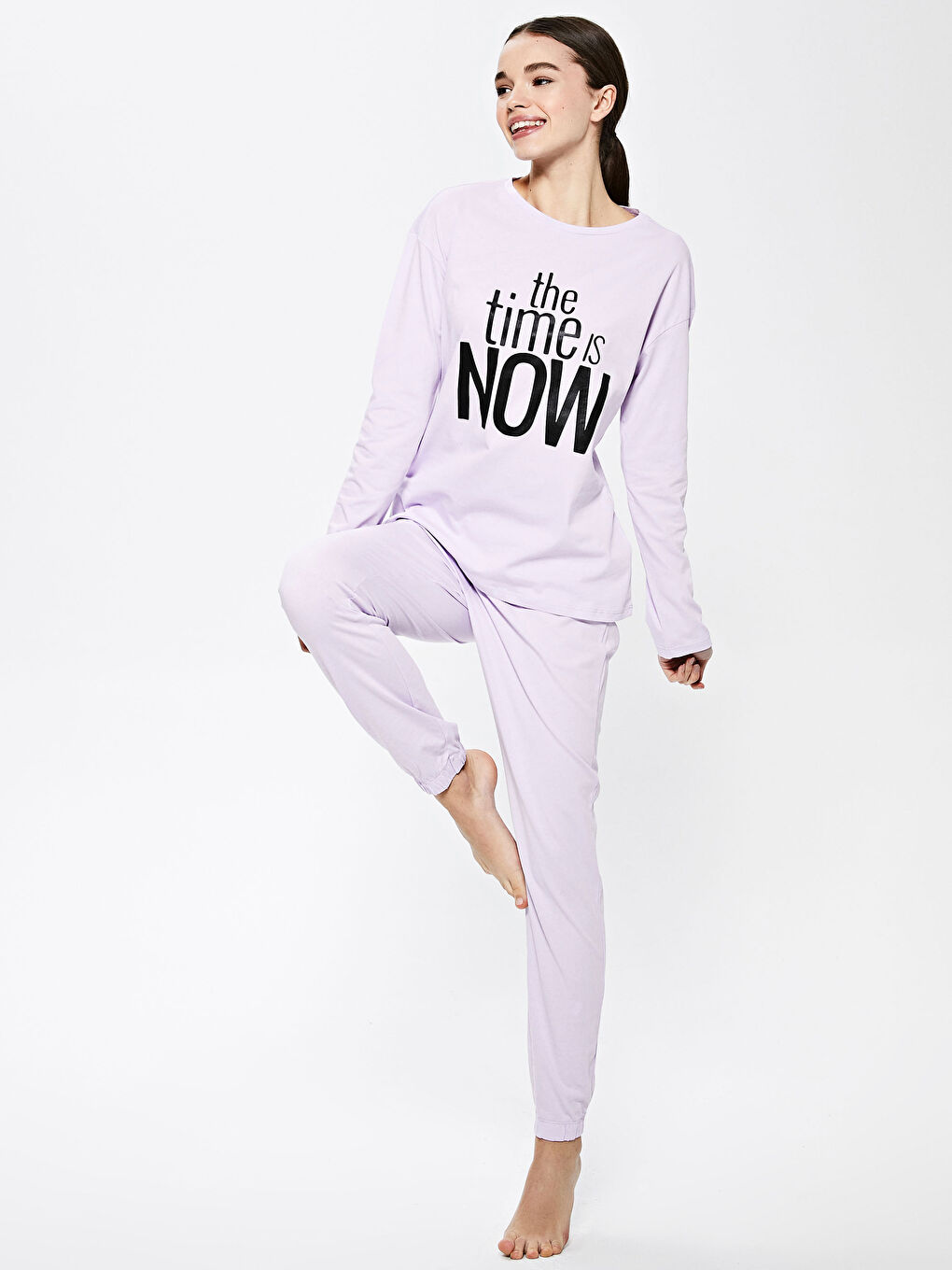 طقم بيجاما قطن كم طويل مطبوع برقبة دائرية للسيدات