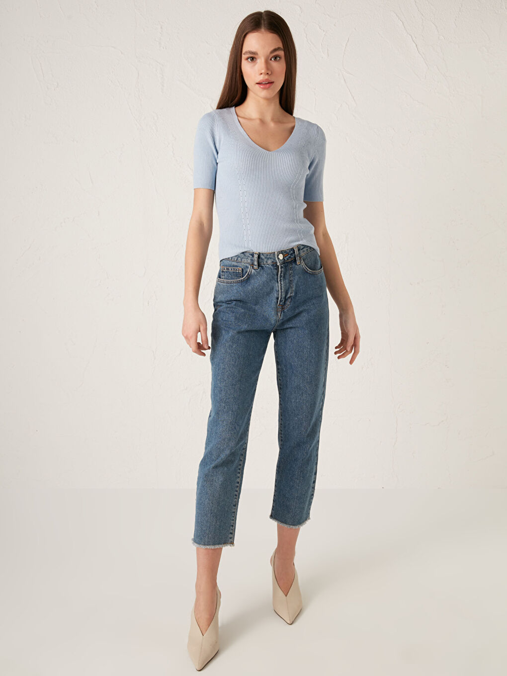 Mavi V Yaka Düz Kısa Kollu Crop Kadın Triko Kazak-2